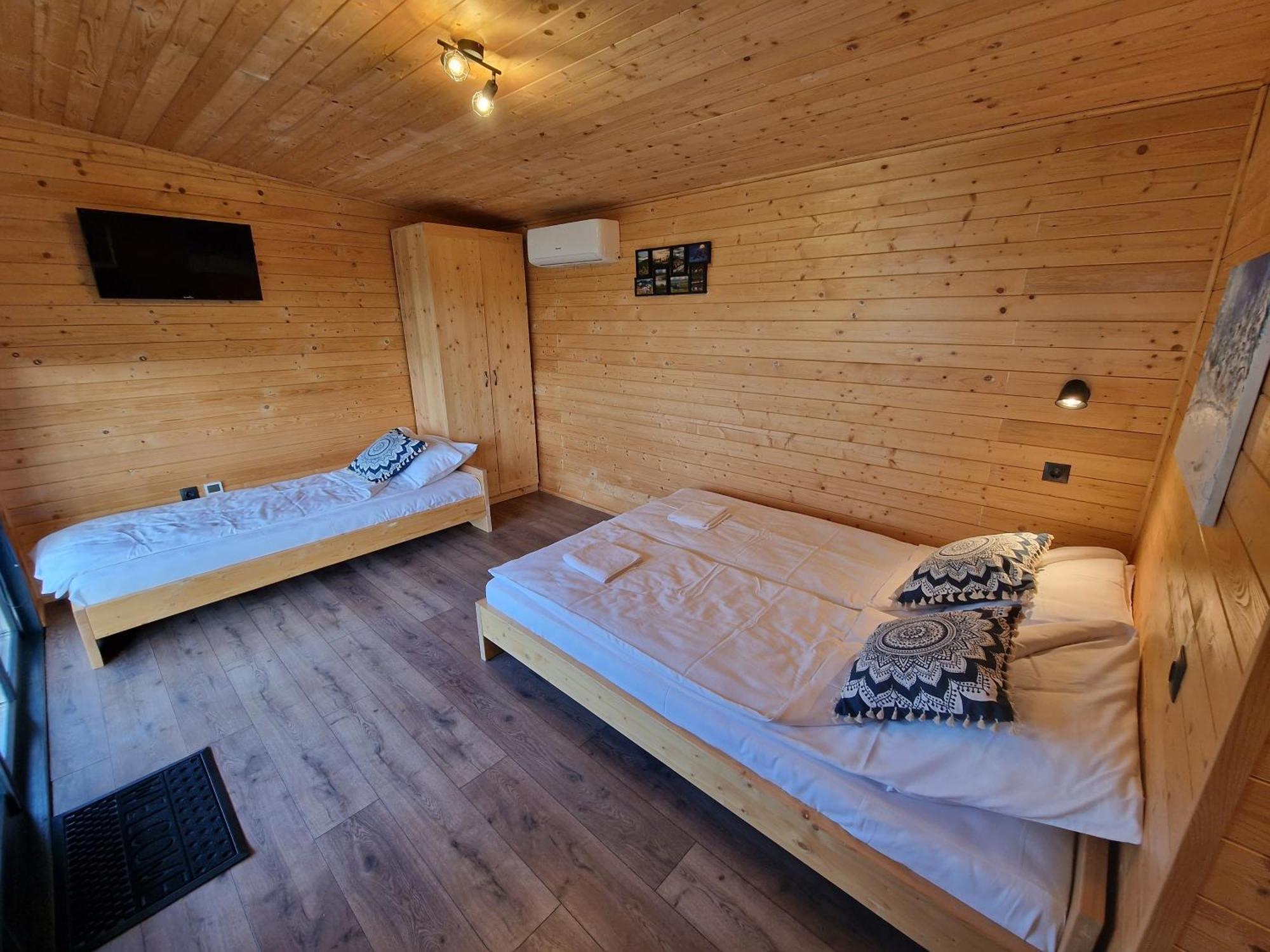 クリスティアン Casa Sincu Bed & Breakfast エクステリア 写真