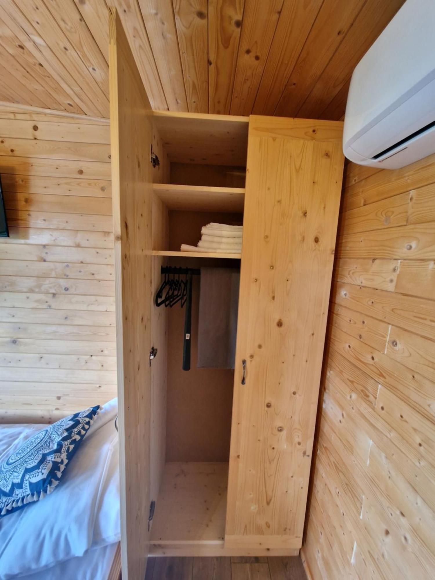 クリスティアン Casa Sincu Bed & Breakfast エクステリア 写真